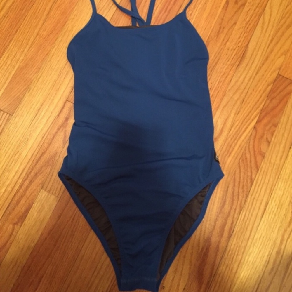 Jolyn Drifter Tie Back